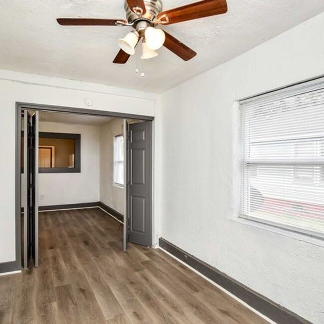 Photo - 201 McGarity St Apartment