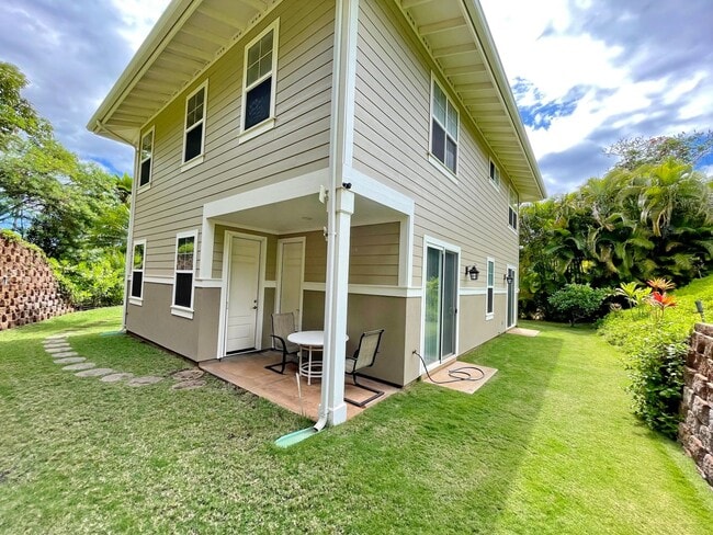 Building Photo - Elegant 1-Bedroom Retreat in Prestigious South Maui Neighborhood w/ Utilities Included – Availabl...