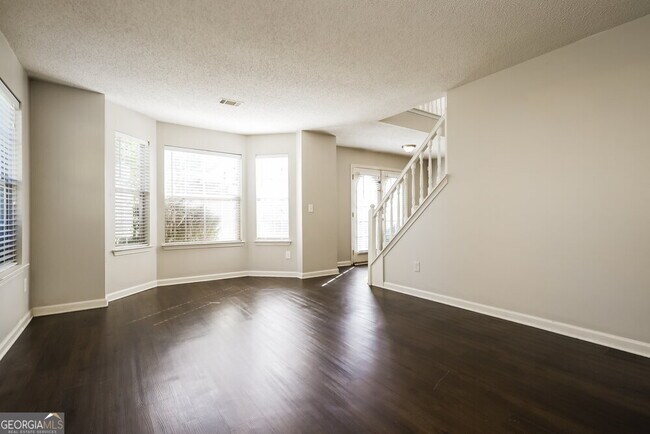 Foto del edificio - 1043 Field View Dr