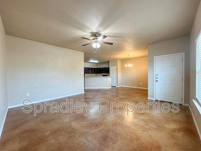 Foto del edificio - 7012 Cameron Park Rd