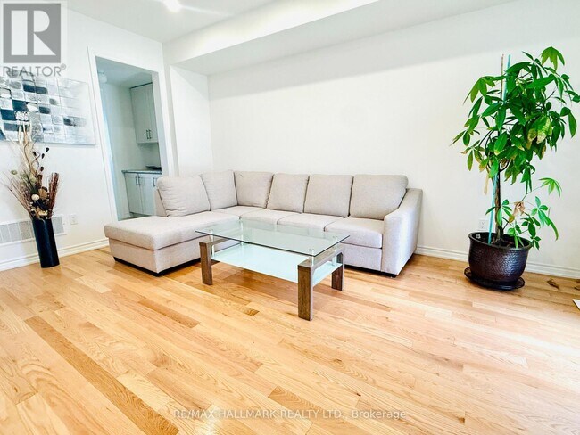 Building Photo - 63 Puisaya Dr