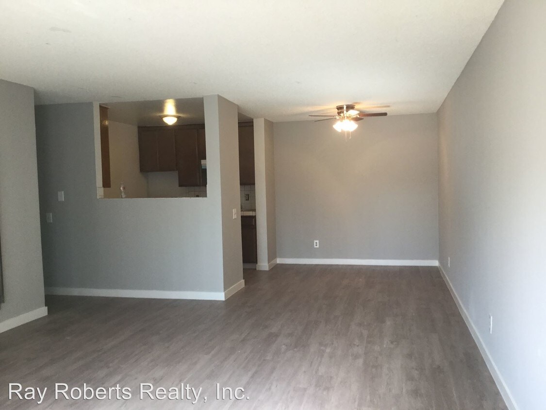 Foto principal - 900 Rose Ave