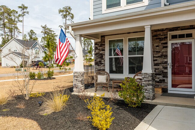 Foto del edificio - 205 Parrish Ln