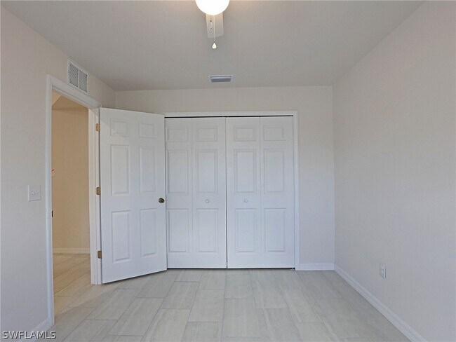 Foto del edificio - 828 Gleason Pkwy