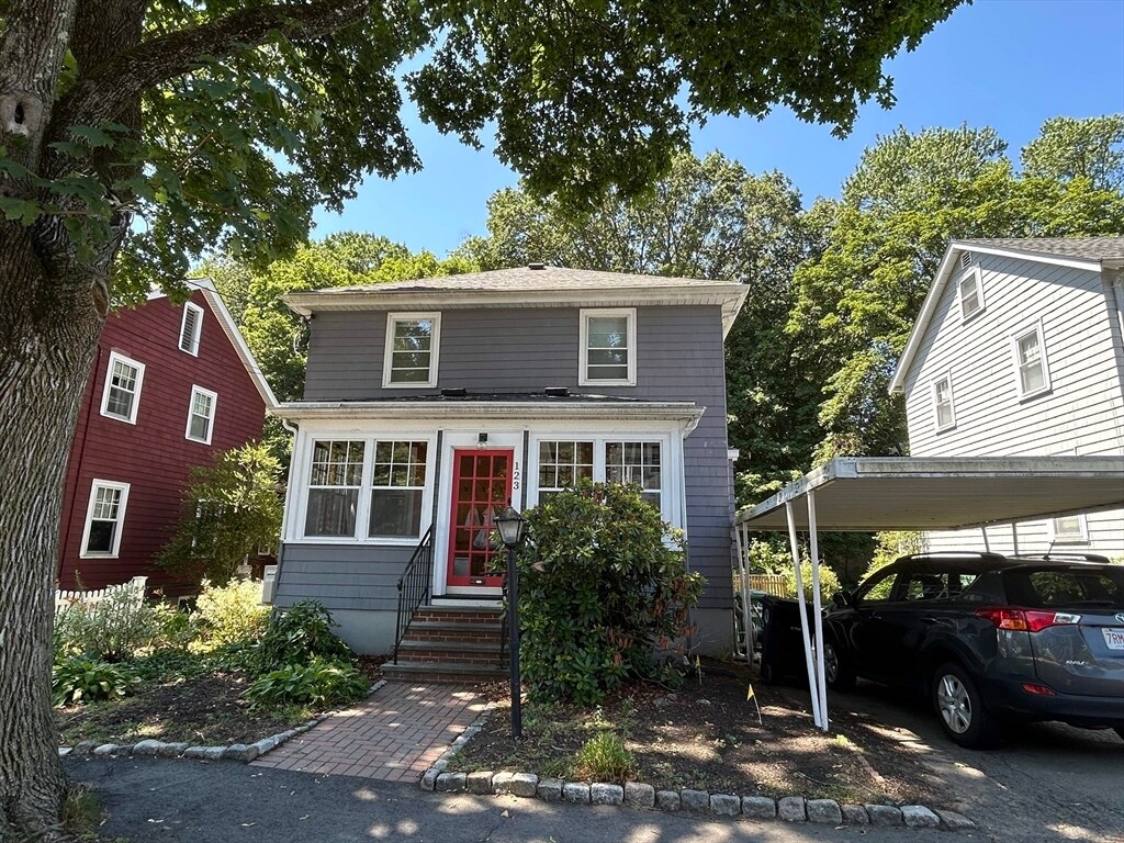 Primary Photo - 123 Worcester St