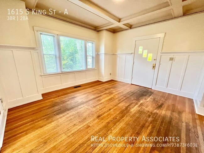 Building Photo - 1615 S King St
