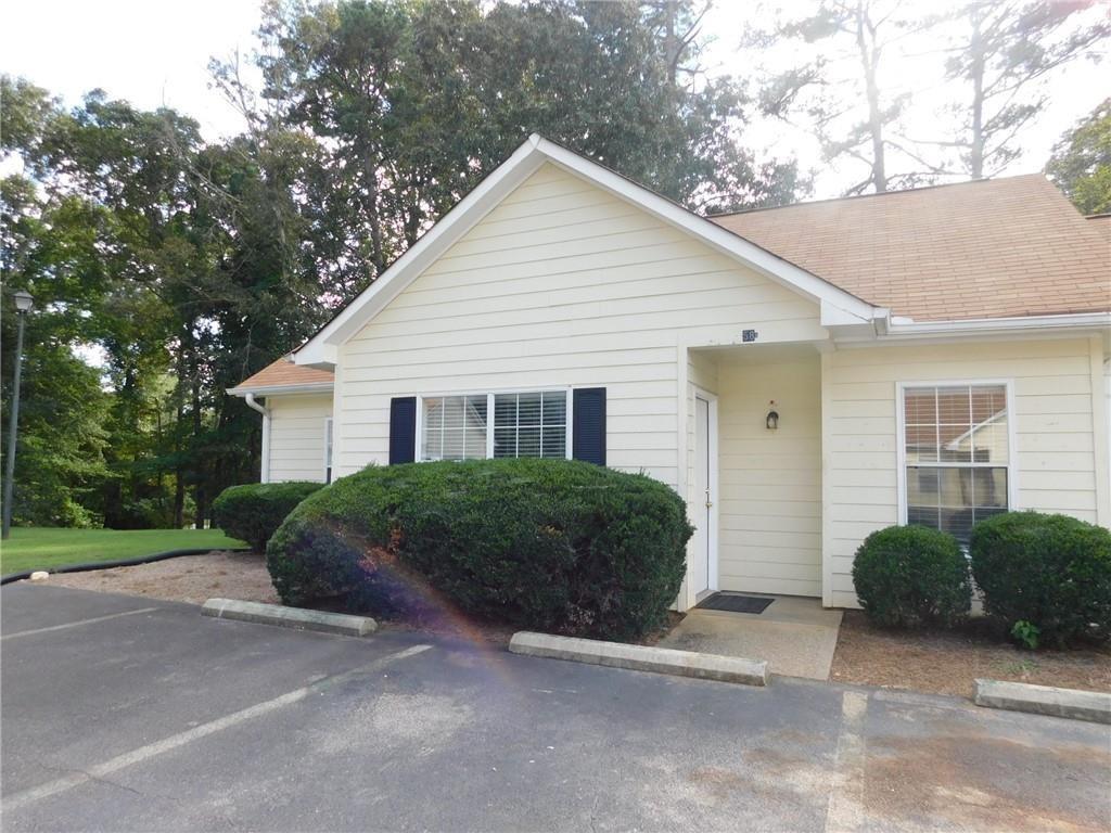 Primary Photo - 70 Etowah Rdg
