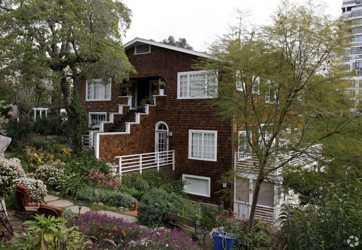 Foto del edificio - 3065 3rd Ave