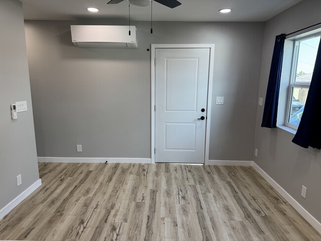 Living Room - 2428 Denver St