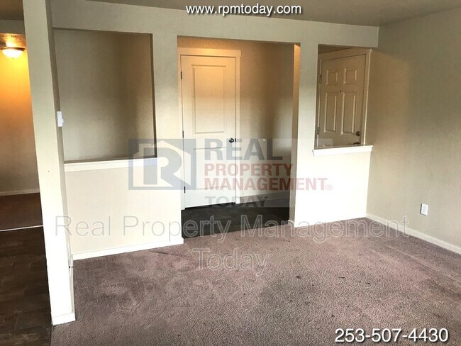 Foto del edificio - 2064 E 56th St