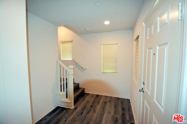 Foto del edificio - 14107 W Birch Ln