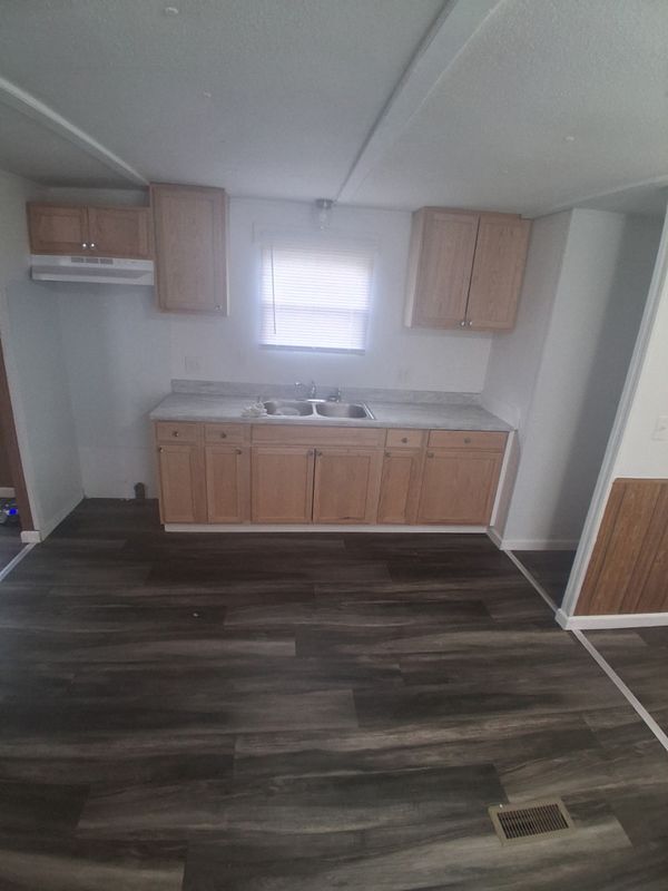 Building Photo - 6916 Sunbeam Ct