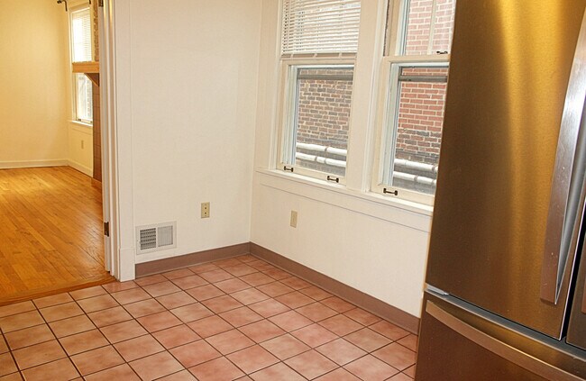 Foto del edificio - 5840 Alderson St