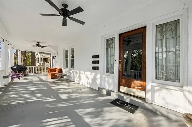 Large front porch for this unit - 1118 Colquitt Ave NE