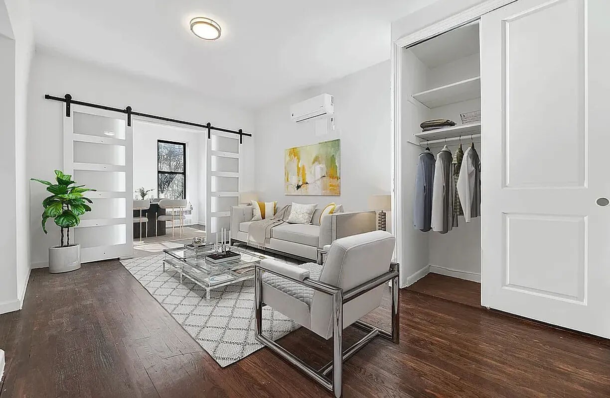 Foto principal - 439 West 46th Street