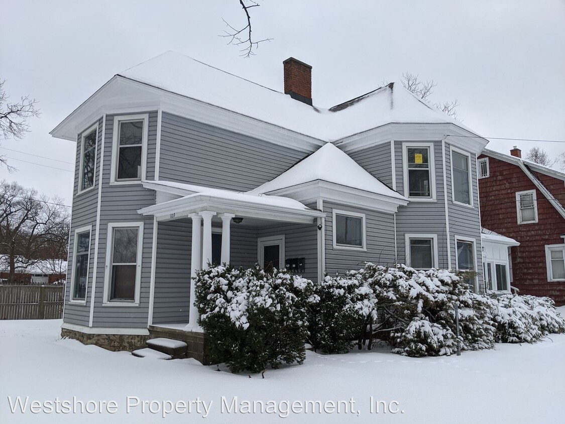 Primary Photo - 109 Irwin Ave