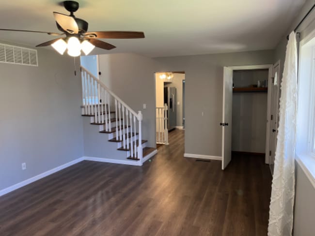 Foto del edificio - 609 Edgewood Dr