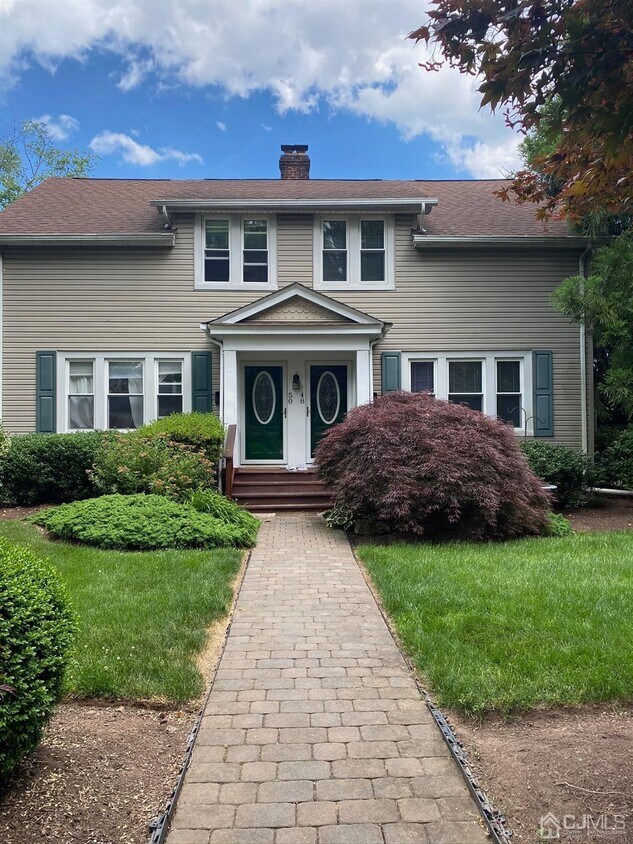 48 McCoy Ave, Metuchen, NJ 08840 Condo for Rent in Metuchen, NJ
