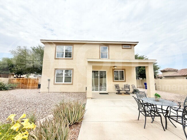 Building Photo - 17143 W Tara Ln