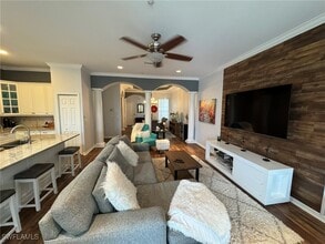 Building Photo - 21524 Taft Ct Building Photo - 21524 Taft Ct