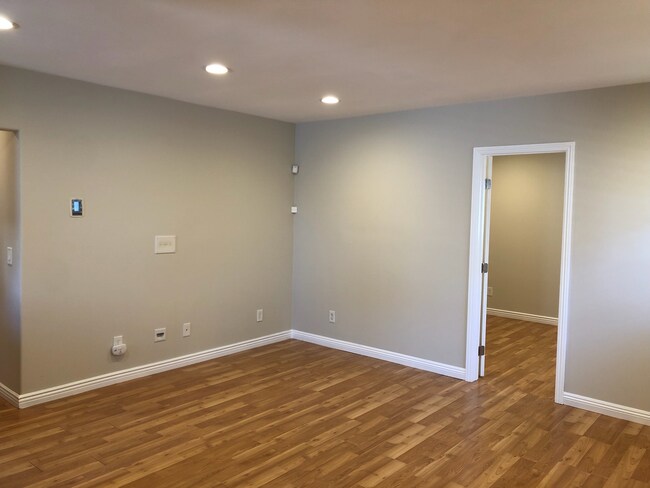 Foto del edificio - 1609 W 253rd St