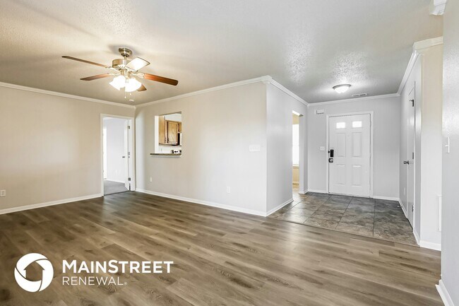 Foto del edificio - 1928 Sweet Blossom Ln