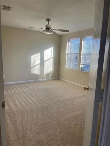 Foto del edificio - 2929 Jamestown Dr