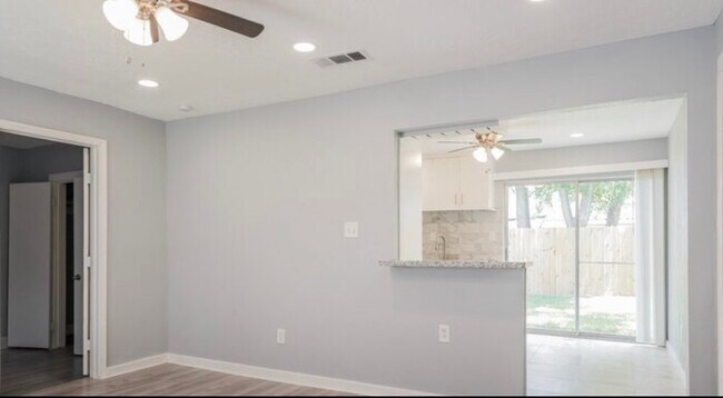Building Photo - 4929 E Ridge Creek Dr