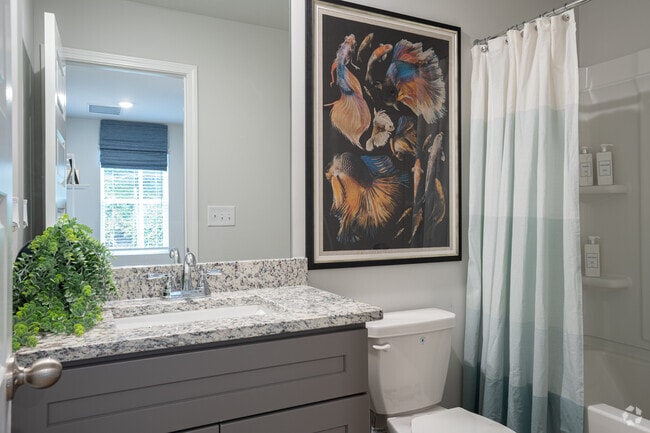 3BR, 2BA - 1378SF- Isabella - Bathroom - The Collection Tate Bend