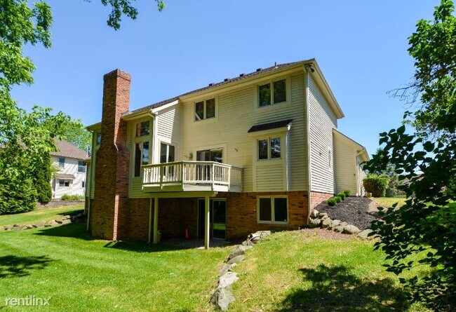 Building Photo - 4 br, 2.5 bath House - 10122 Newfound Gap