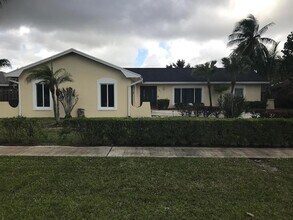 Building Photo - 1657 Baltrusol Pl