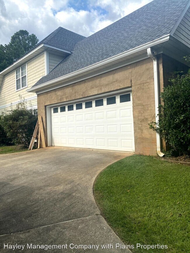 Foto del edificio - 5 br, 3 bath House - 381 Red Oak Ct