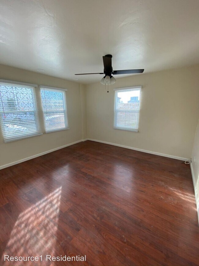 Foto del edificio - 1 br, 1 bath Apartment - 2052 4th Ave.