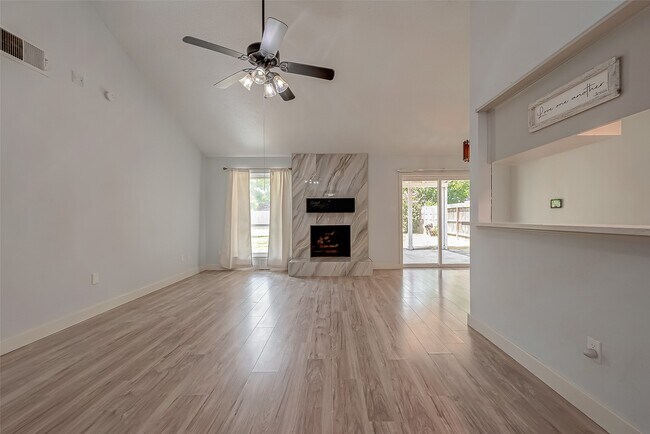 Building Photo - 22215 Cimarron Pkwy