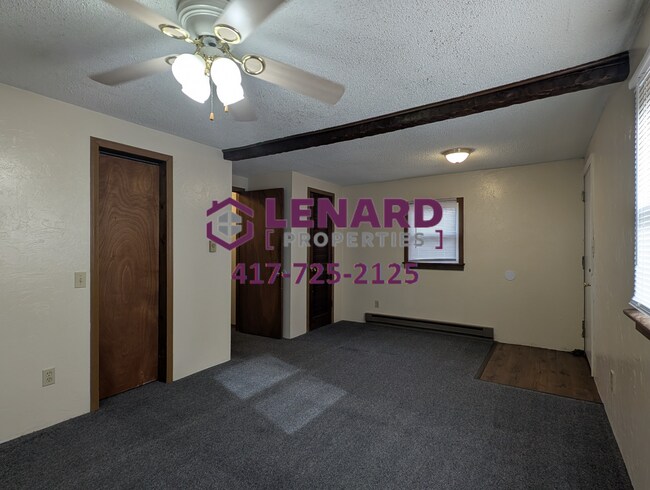 Foto del edificio - 2 Bedroom Home Available Now!