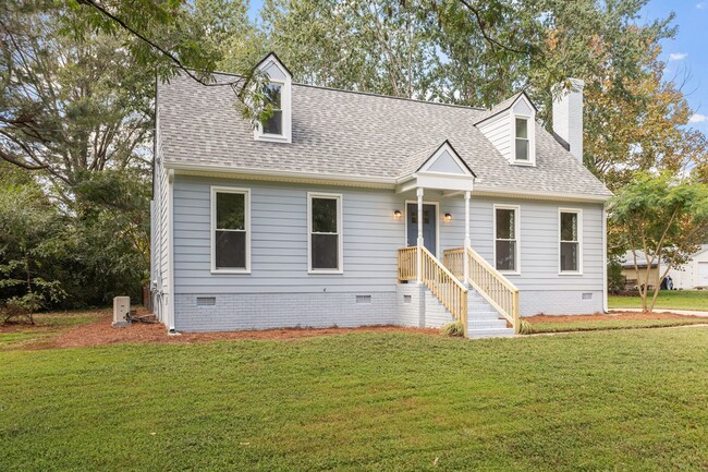 Building Photo - Charming Renovated Knightdale Home with Sp...