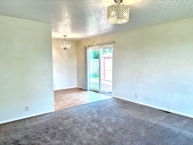 Photo - Parkrose Nicely Remodeled Ranch Home on Corner Lot with Carport, A/C