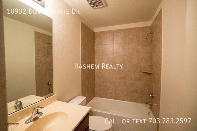 Building Photo - Charming 3-Bedroom Home in The Reserve at ...