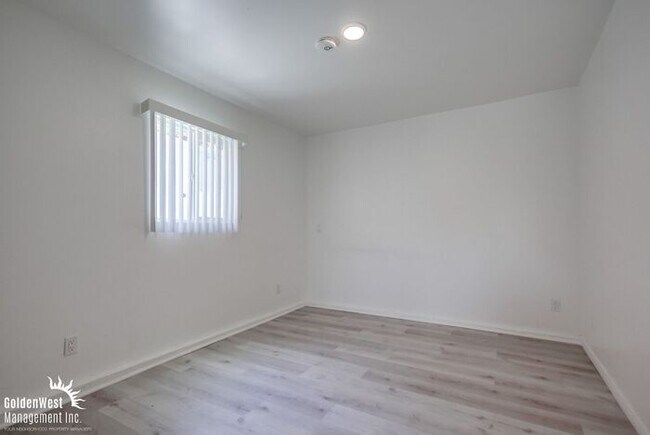 Foto del edificio - Newly Renovated 2Bdm 1Ba Apartment ADU Loc...