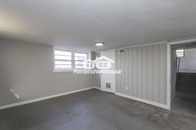 Foto del edificio - 4714 E 40th Terrace