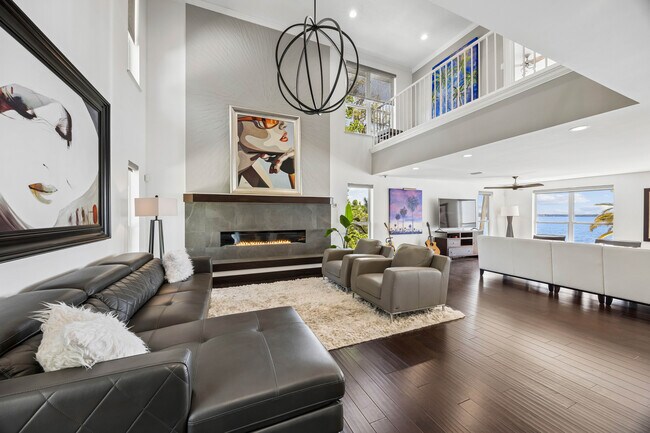 Foto del edificio - 14030 Mandarin Oaks Ln