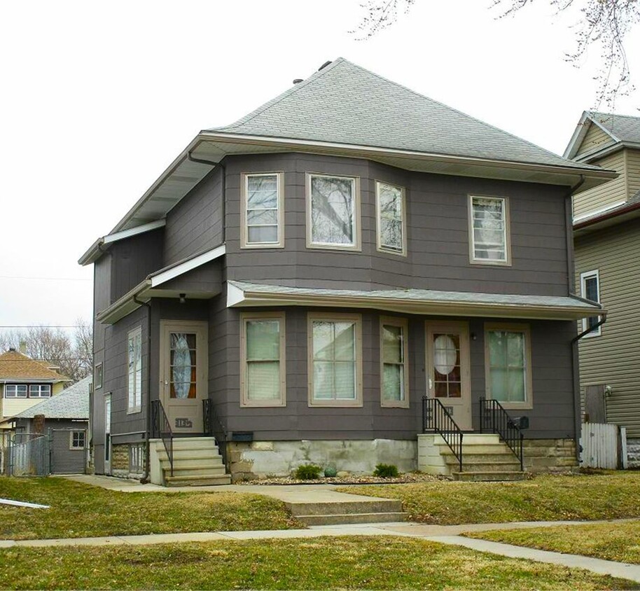 Foto principal - 313 Denver St