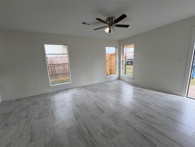 Foto del edificio - 704 S 10th St