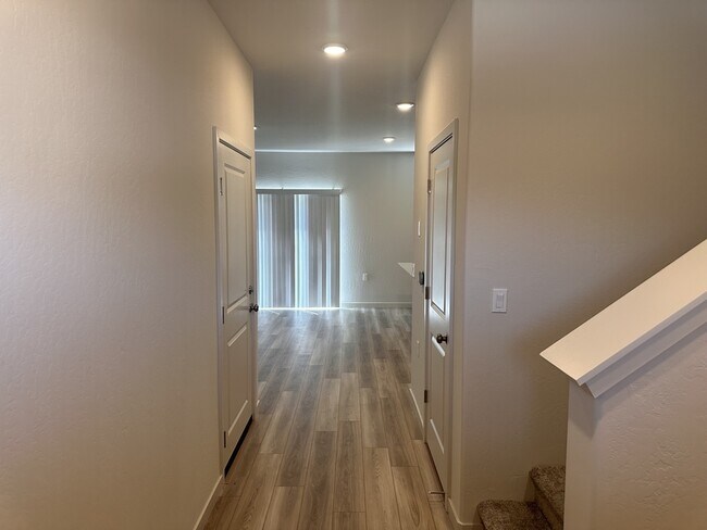 Building Photo - 4638 Athena Dr