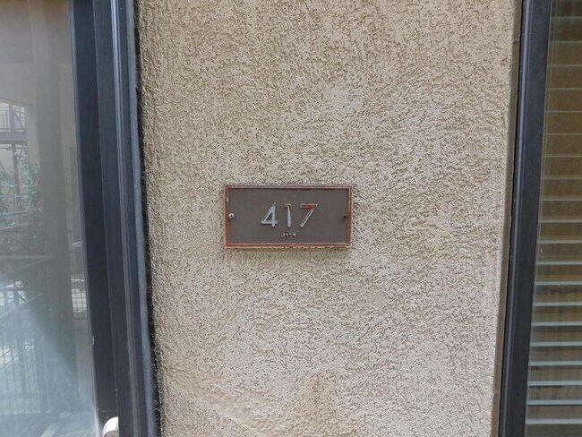 Foto del edificio - 2150 S Main St