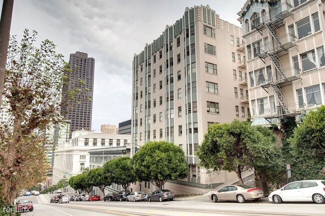 Building Photo - 845 California St