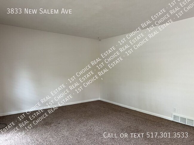 Building Photo - Great 3-BDR 2-BTH Ranch in Okemos