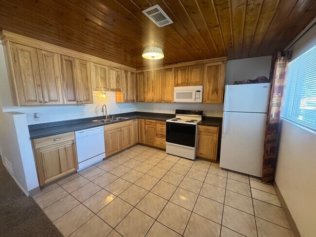 Foto del edificio - Beautiful Draper apartment for rent!