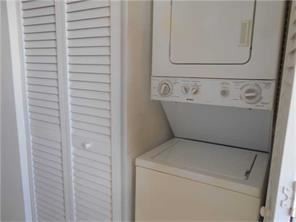 Foto del edificio - 2 br, 2 bath  - 716 NW 103rd Ter
