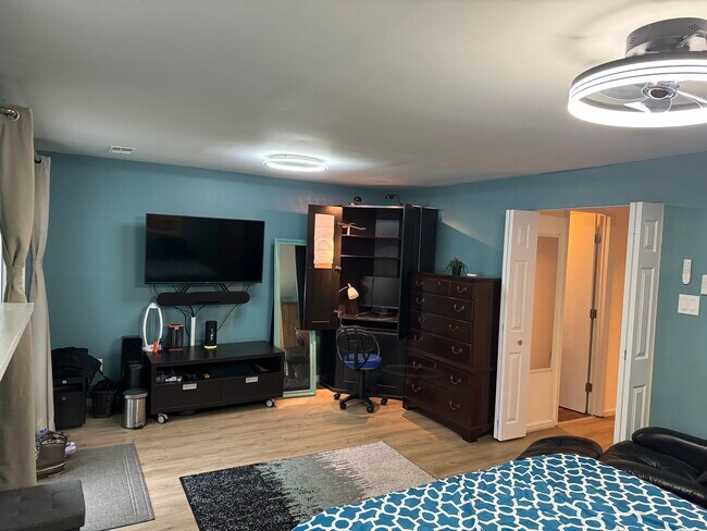 Photo - 7357 Crestleigh Cir Townhome